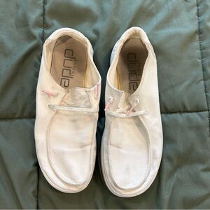 Cream platform hey dudes